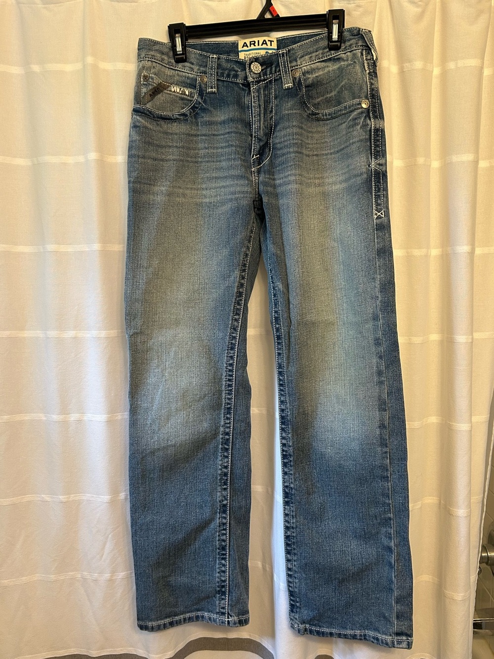 Ariat Men's Medium Blue Straight Jeans with Subtle Fade